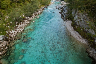 Smaragdová řeka Soča (www.slovenia.info, photo: Boris Pretnar)